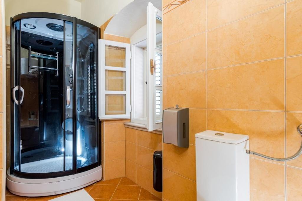 Rooms Miron - Adults Only Sumartin Oda fotoğraf