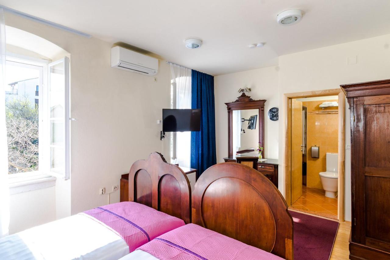 Rooms Miron - Adults Only Sumartin Oda fotoğraf
